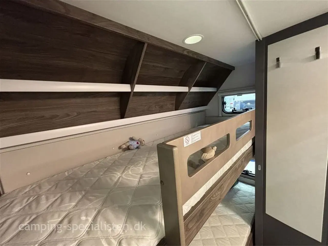 Billede 9 - 2026 - Hobby De Luxe 490 KMF   Hobby De luxe 490 KMF kan snart ses hos Camping-Specialisten.dk