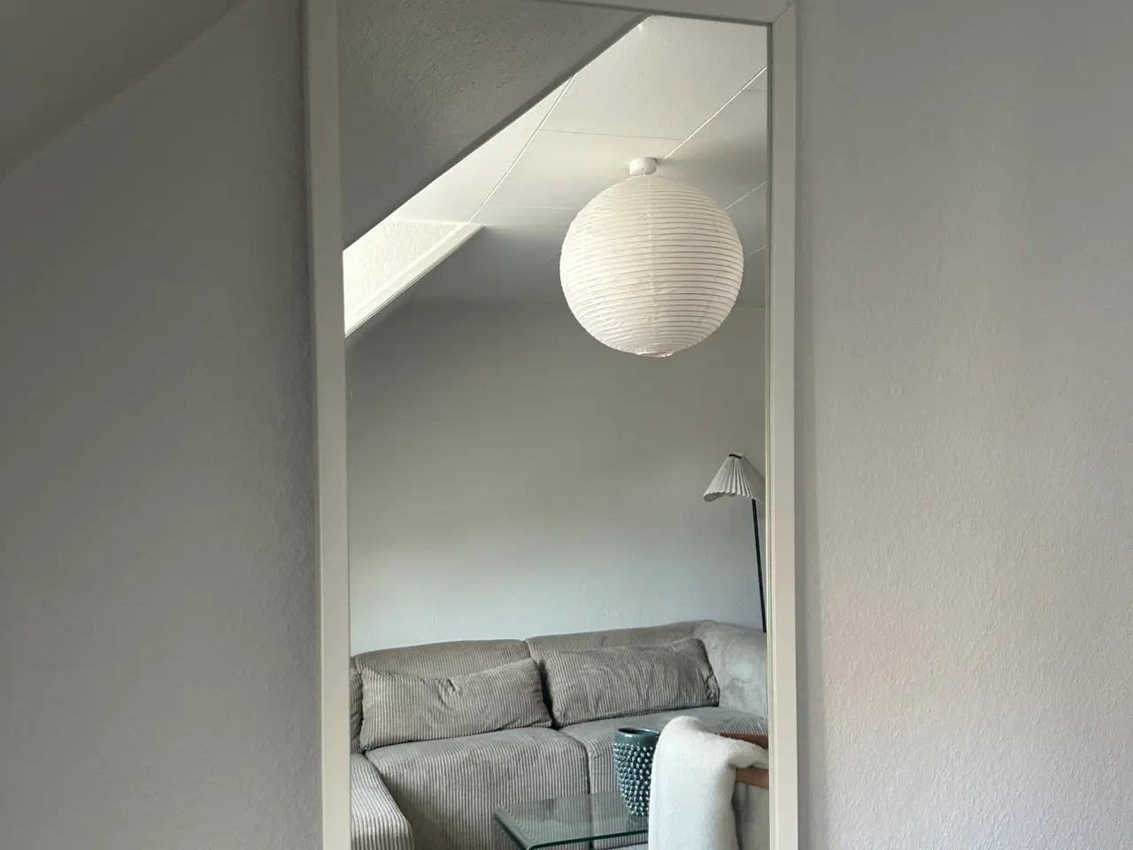 Billede 2 - Hvidt spejl - ikea 