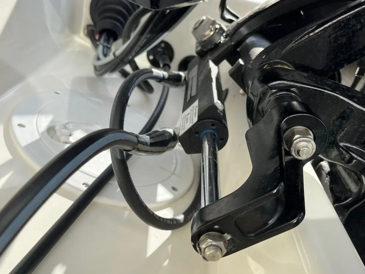 Billede 12 - Activ 505 Open med F100 hk Mercury-EFI 4 takt CT - RESEVERET MB TIL 7/2.