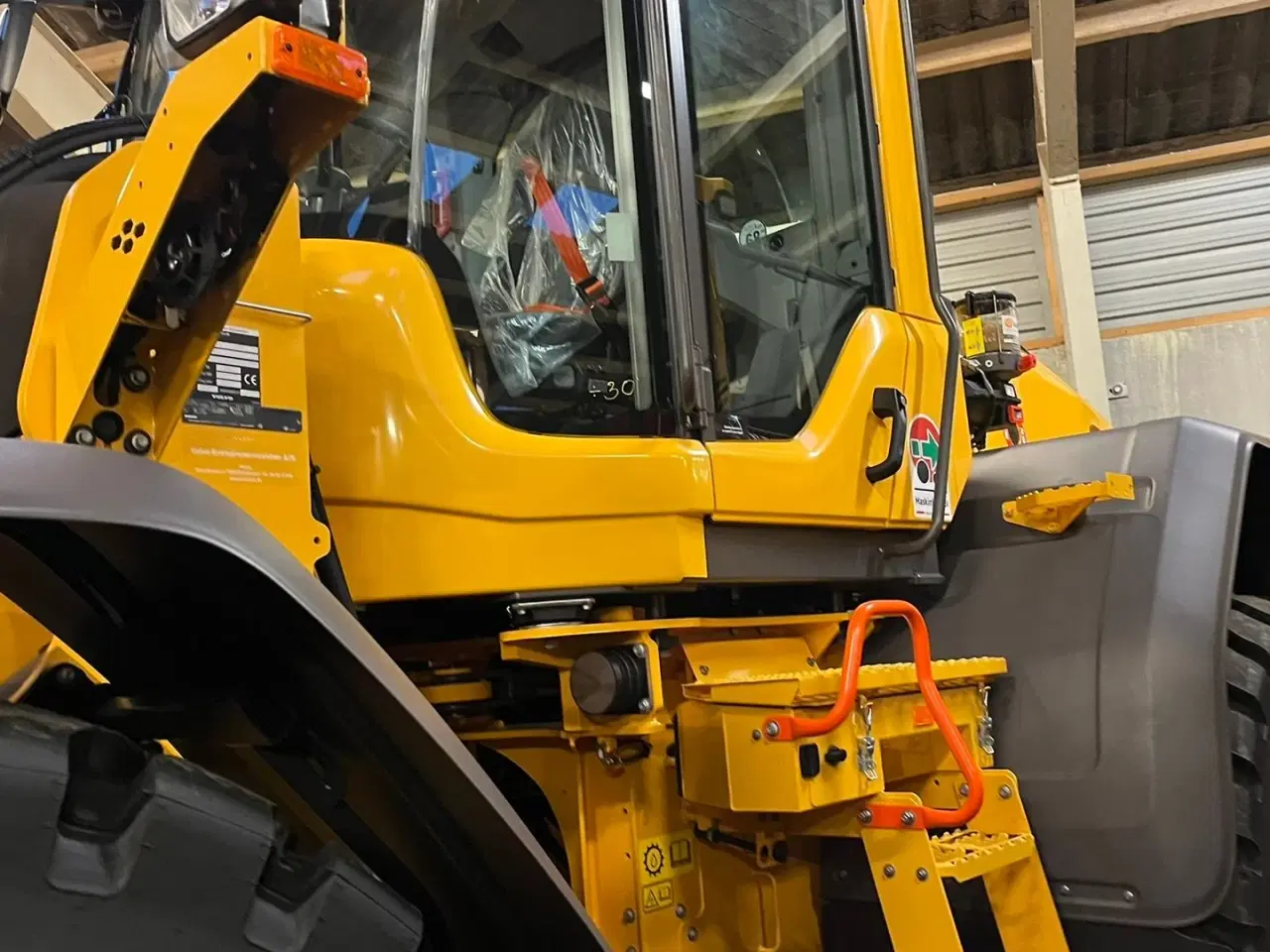 Billede 14 - Volvo L 90H  H2 fabriksny Dansk maskine med masser af udstyr, blan.Co-Pilot & med brede 650/65R25 hjul