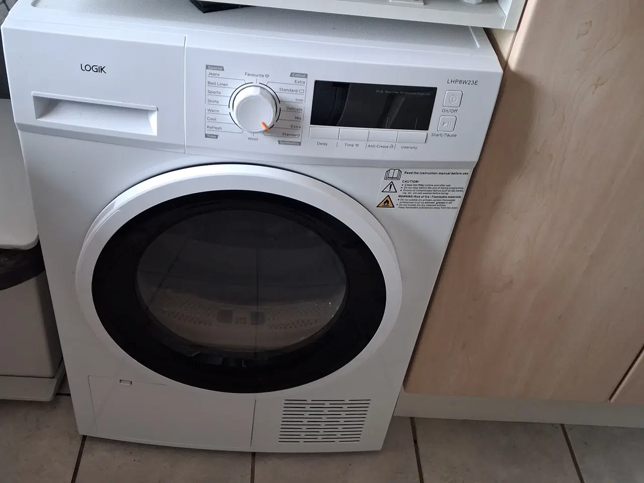 Billede 2 - Logik Tørretumbler (LHP8W23E)