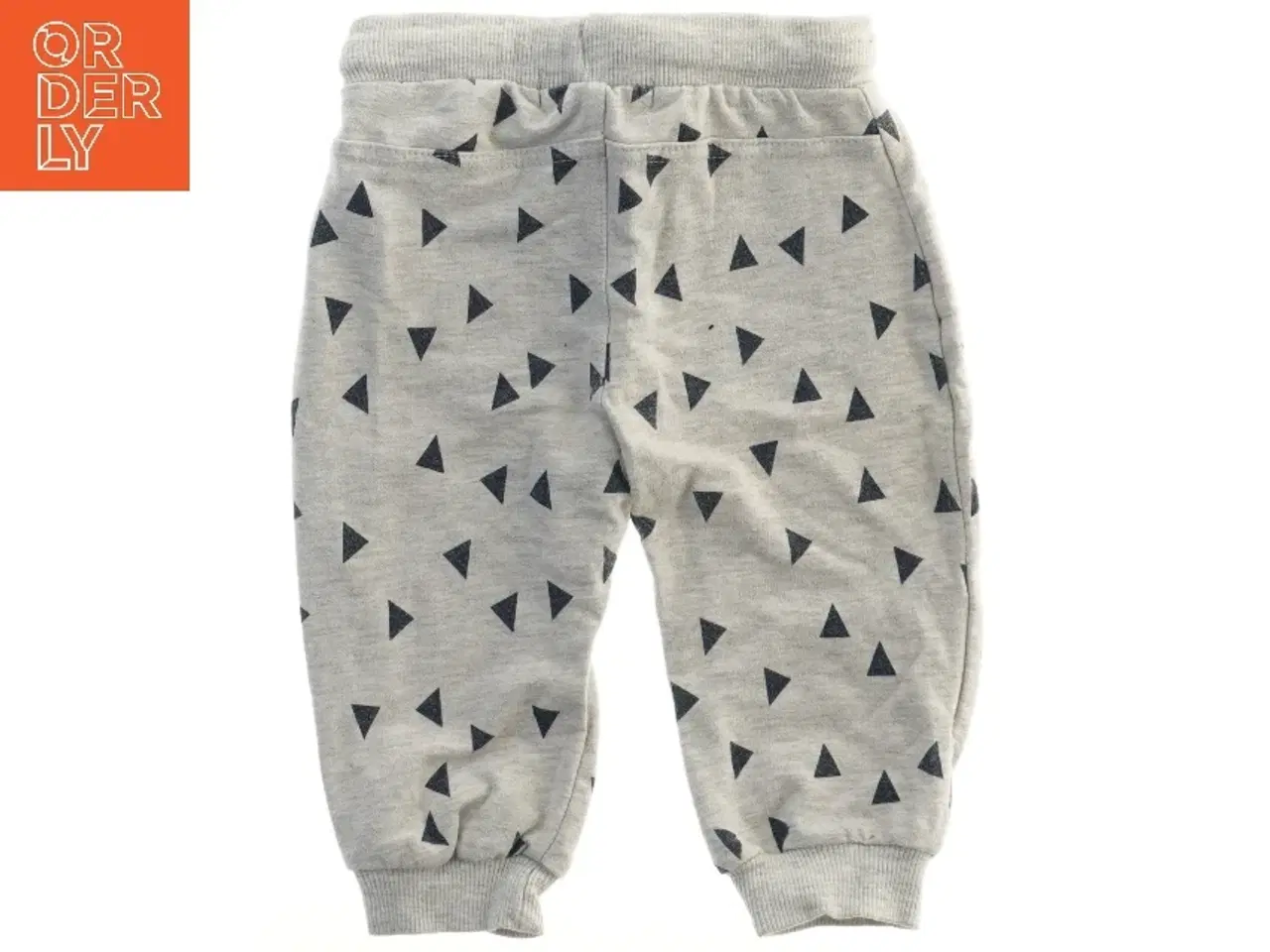 Billede 2 - Grå bukser med trekantmønster fra VRS (str. 68)