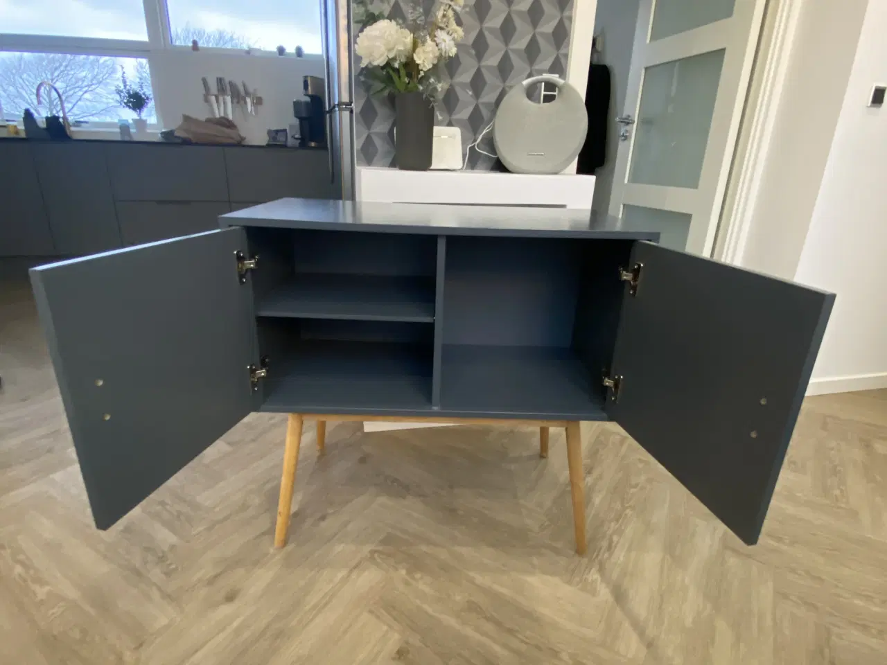 Billede 2 - Fin skænk fra coop