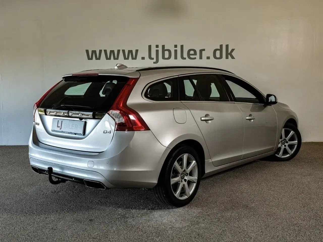 Billede 2 - Volvo V60 2,0 D4 190 Momentum aut.