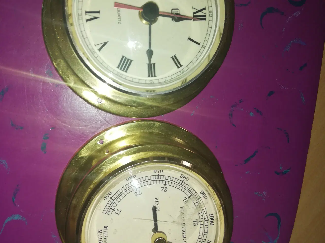 Billede 4 - Ur og  Barometer 