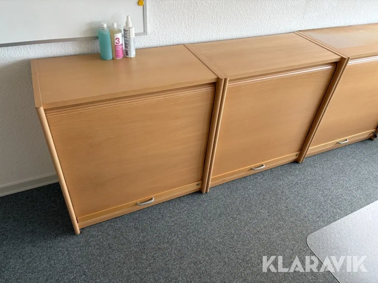 Billede 5 - Stort lot med kontormøbler