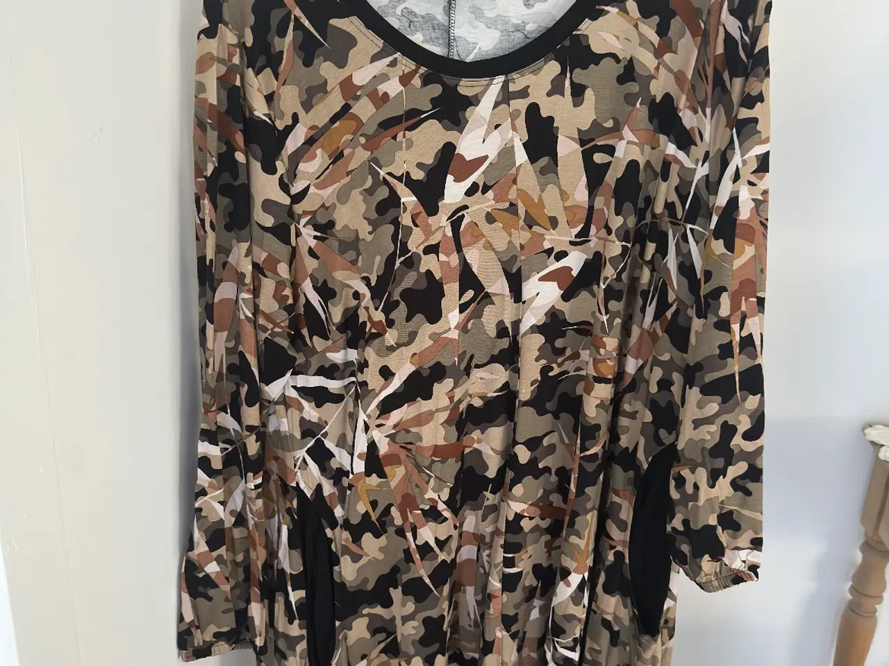 Billede 1 - Flot ny kjole