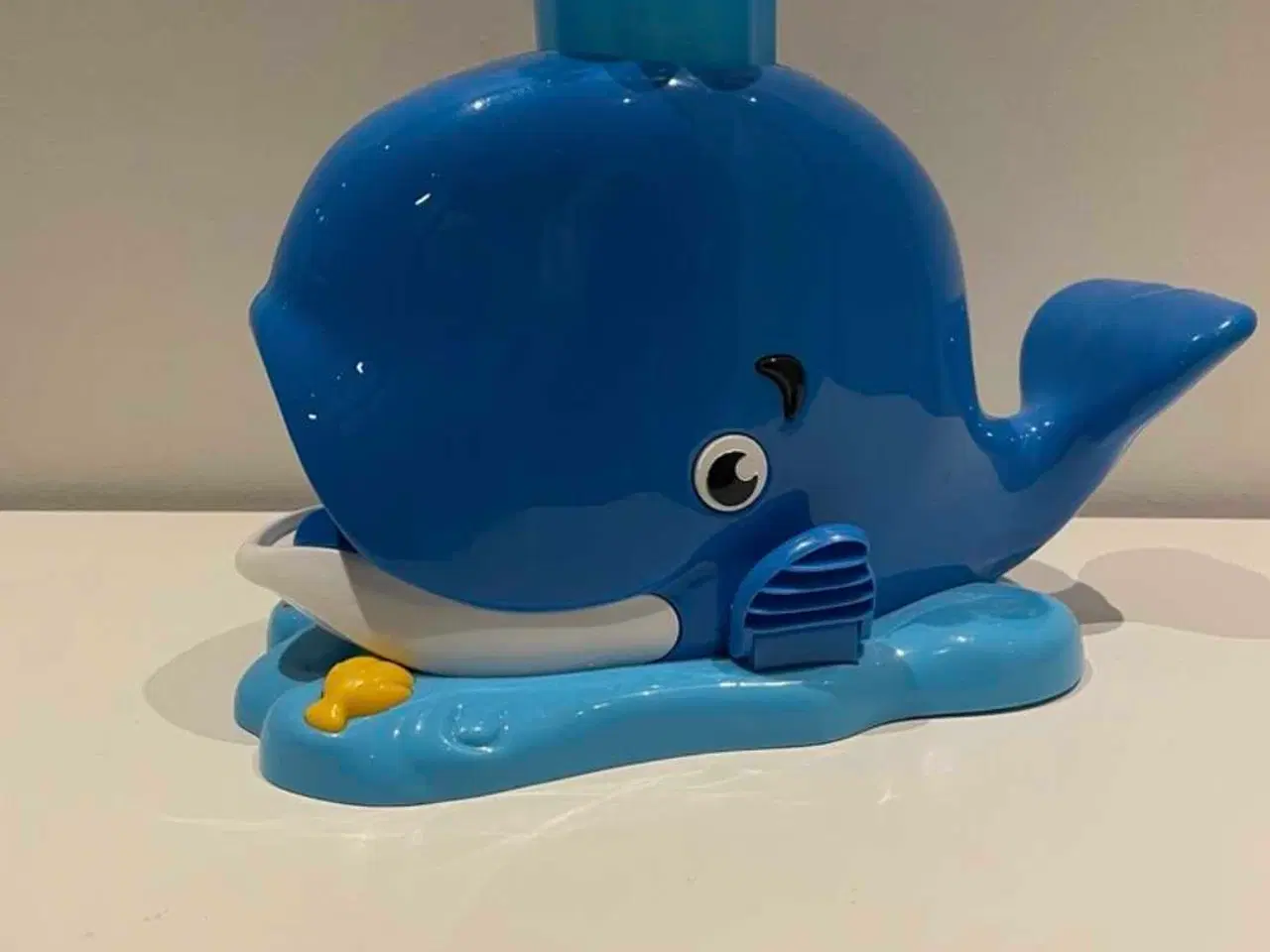 Billede 1 - Bright starts hval.