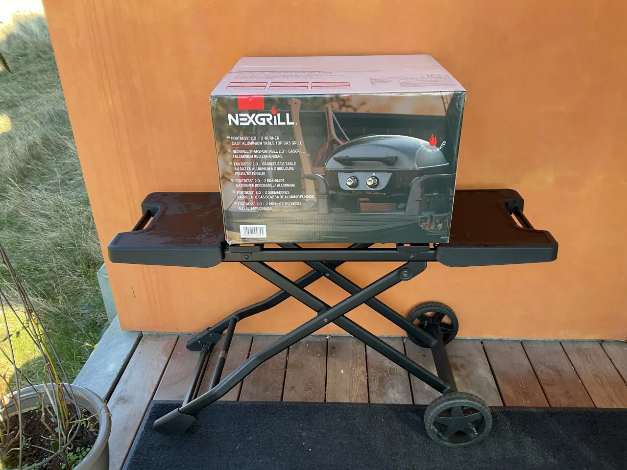 Billede 3 - Ny Nexgrill Transportabel Bærbar gasgrill med 2 br