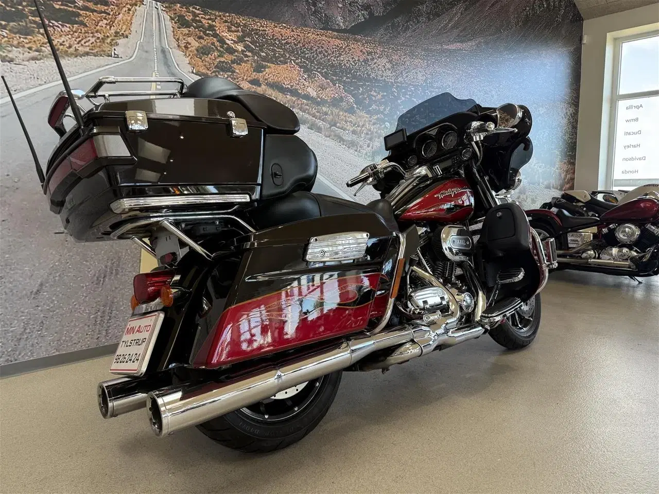 Billede 2 - Harley-Davidson FLHTCUSE Electra Glide Ultra Classic CVO 110"