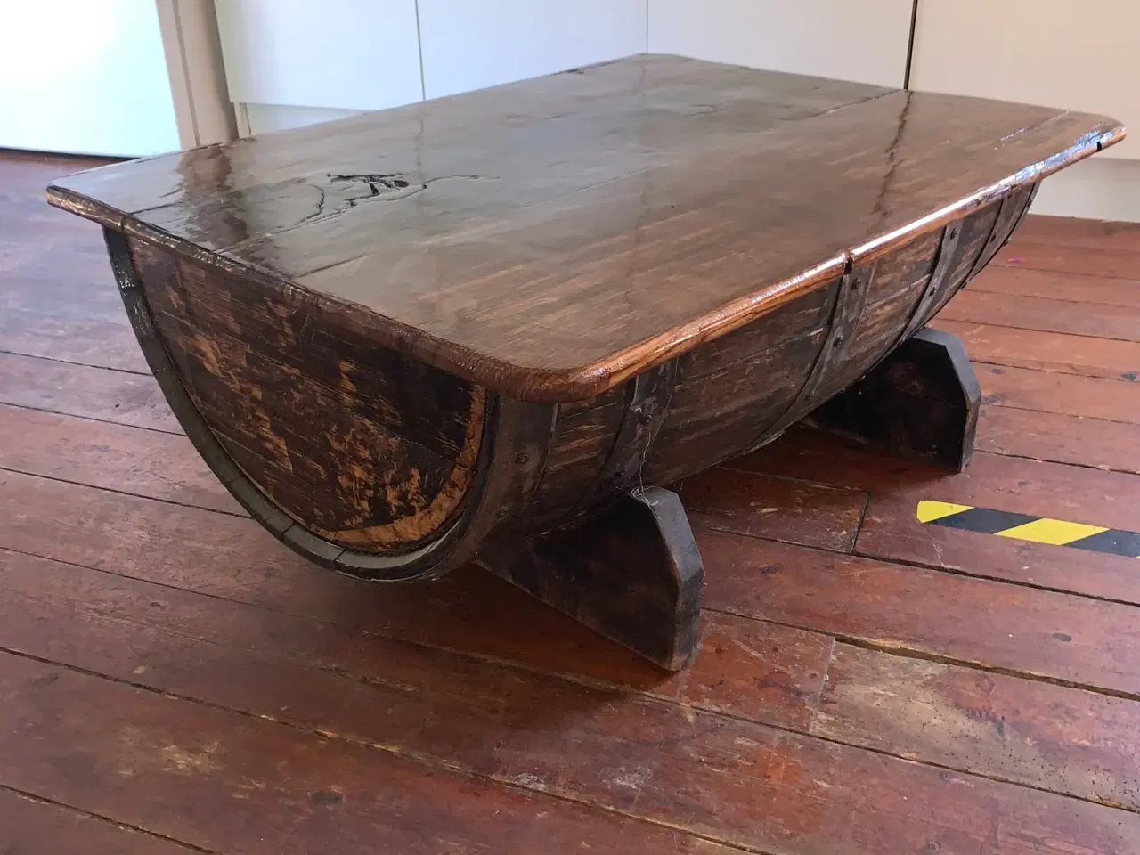 Billede 1 - Sofabord, lavet af ægte Whiskytønde fra Skotland