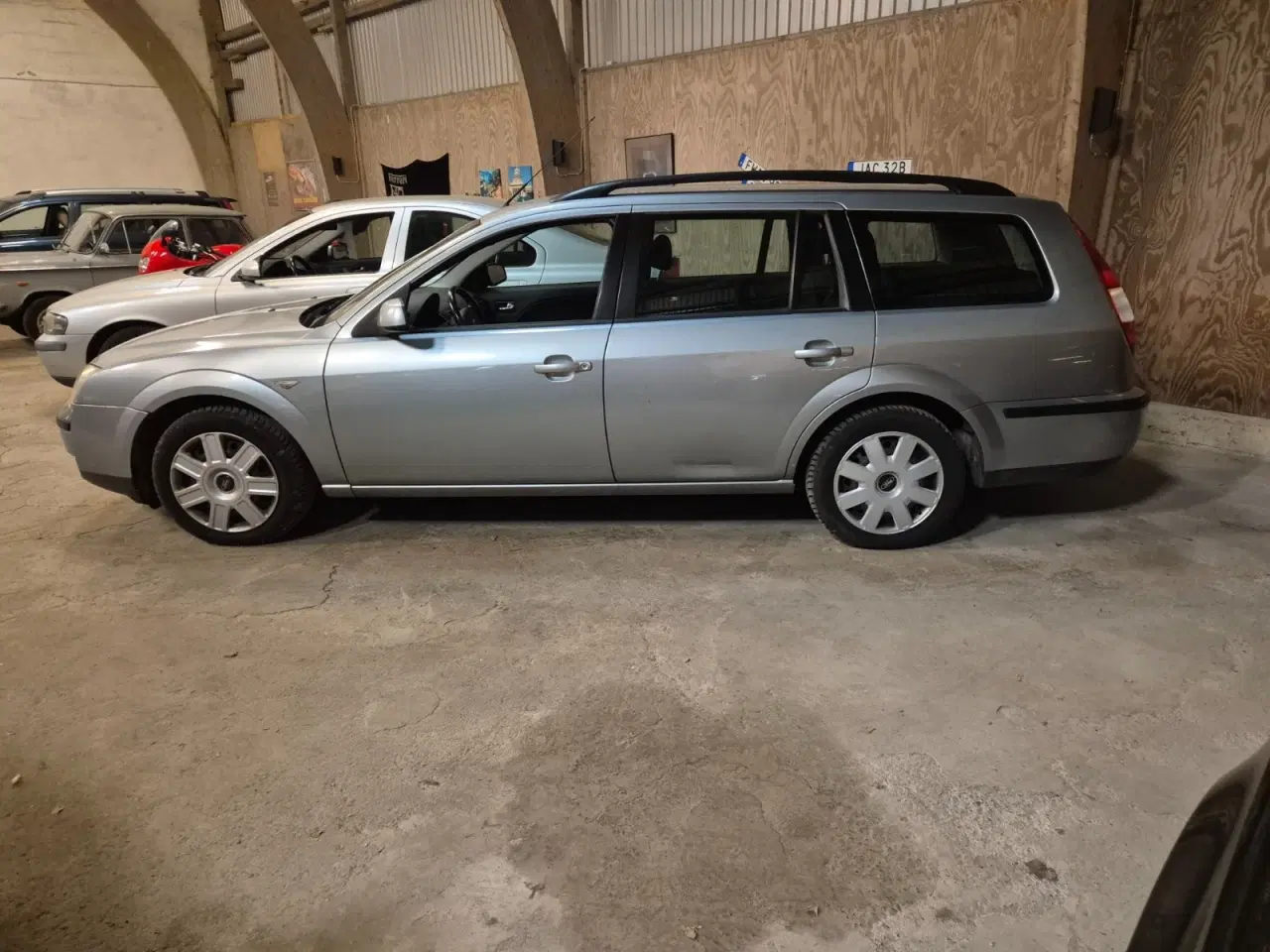 Billede 2 - Ford Mondeo 2,0 145 Ambiente stc.