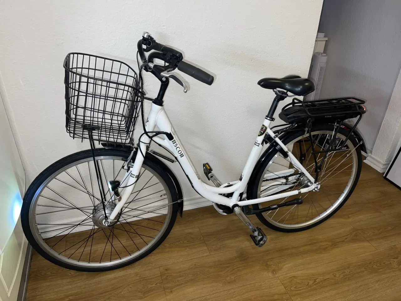 Billede 5 - flot sco dame elcykel 28"  7 gear.