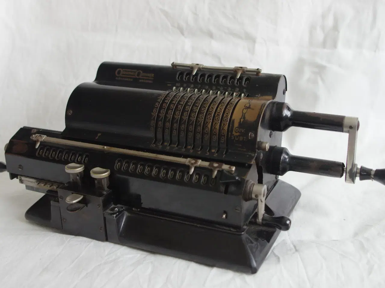 Billede 1 - Original-Odhner model 7 regnemaskine