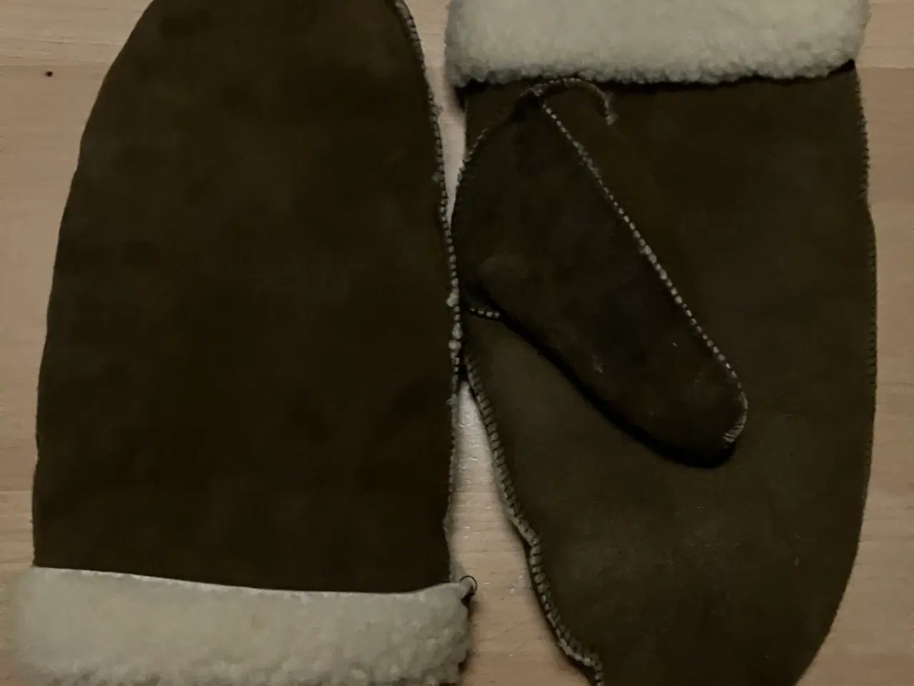 Billede 3 - Rulamsluffer og tørklæde