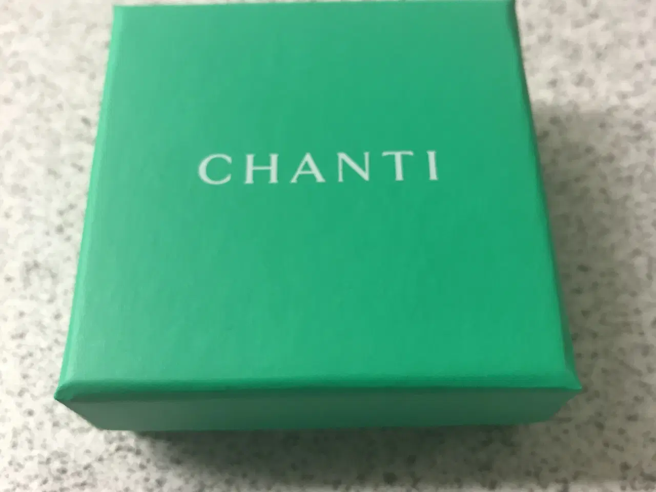 Billede 5 - Chanti øreringe med lyseblå calchedon krystaller