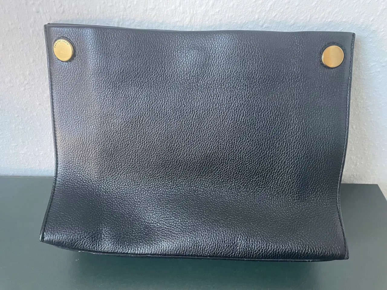 Billede 4 - Marc Jacobs sort skuldertaske 