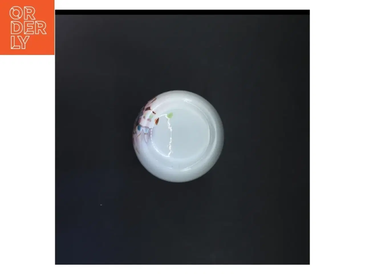 Billede 3 - Høj vase med farverig dekoration (str. 25 cm)