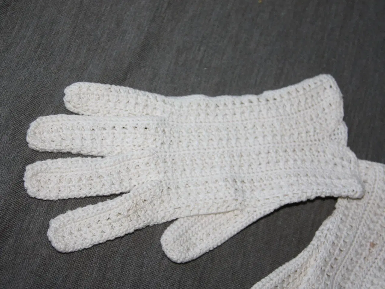 Billede 2 - Vintage hæklede dame handsker