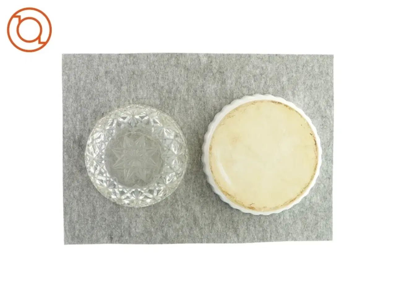 Billede 1 - Tærtefad og glasskål med mønster