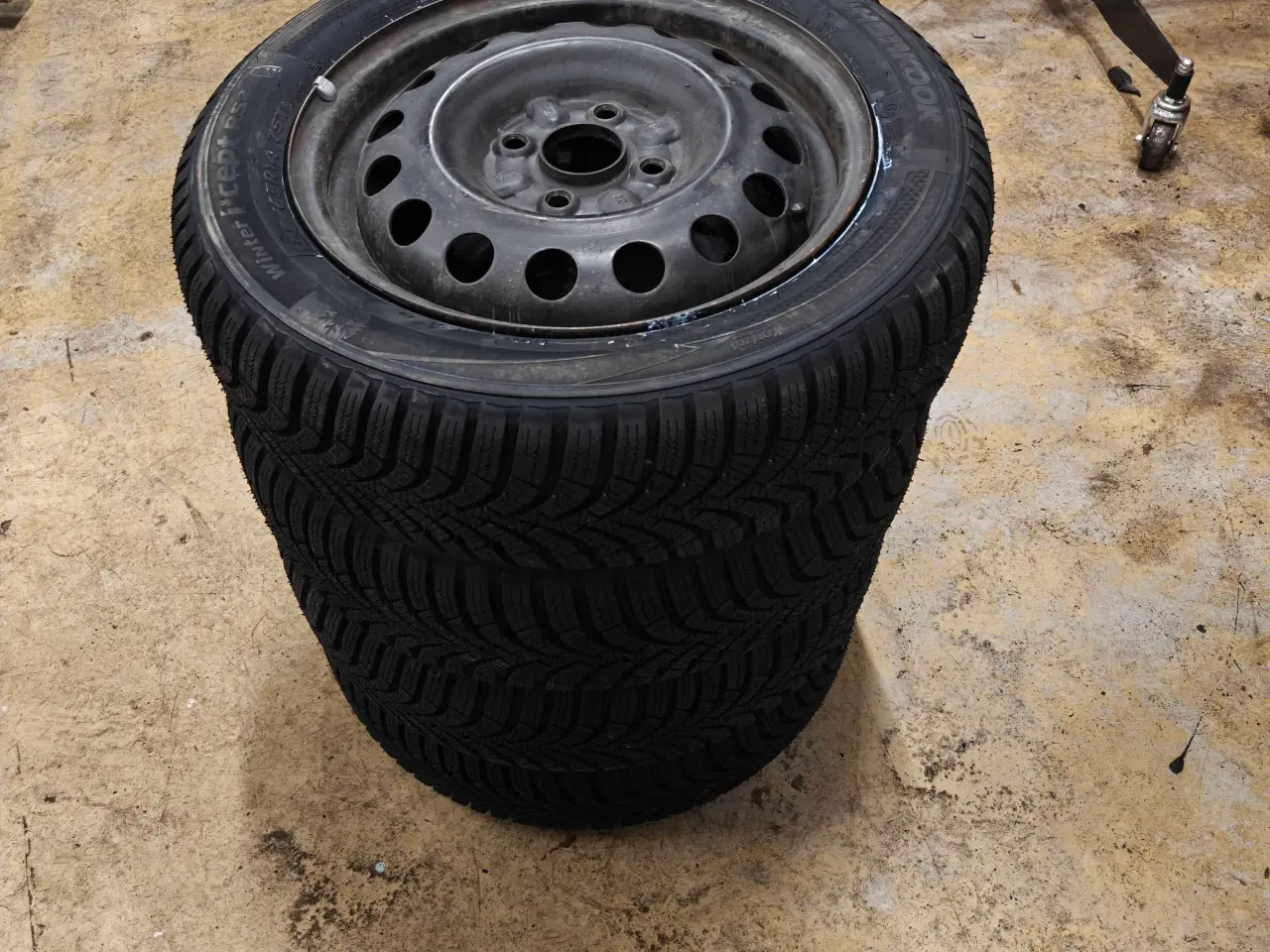 Billede 2 - Vinterhjul. Aygo, C1, 107