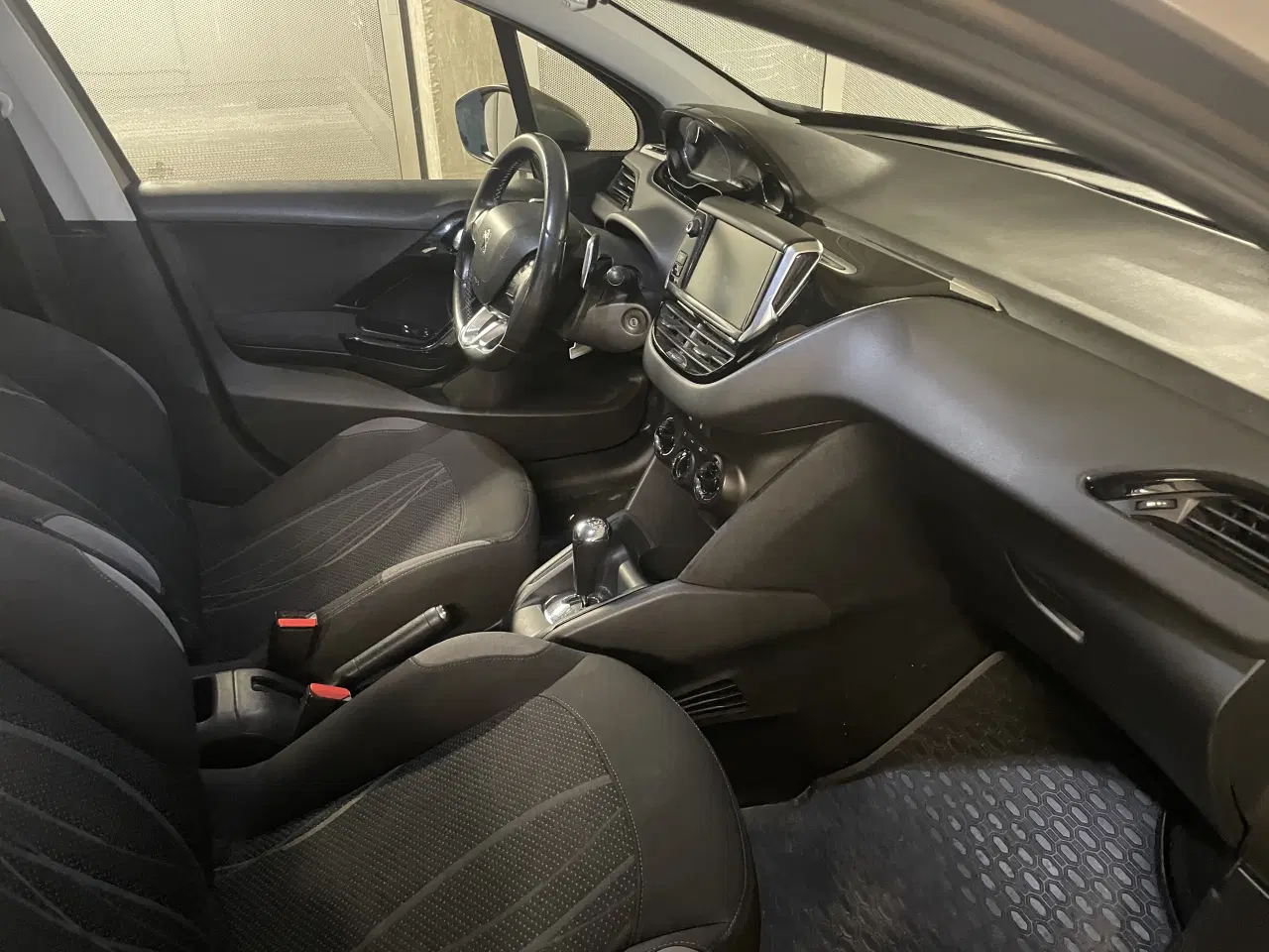 Billede 5 - Peugoet 208 1,4 E-HDI Automatgear 