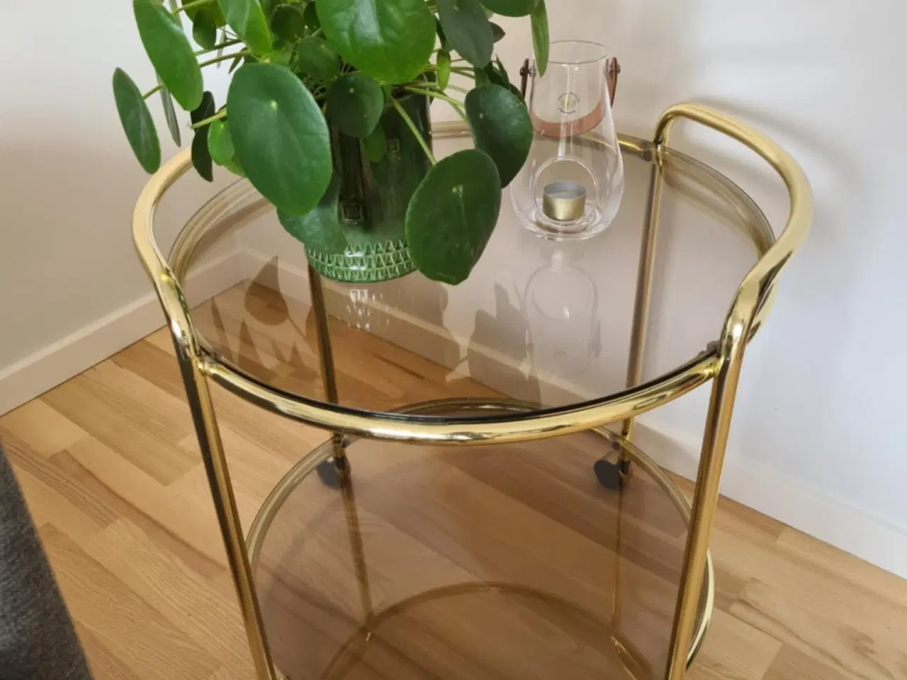 Billede 2 - Elegant retro barvogn i messing og røget glas