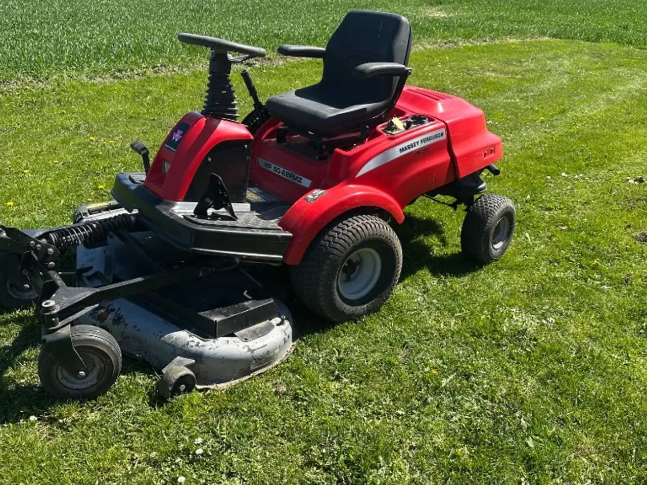 Billede 1 - Massey Ferguson Havetraktor