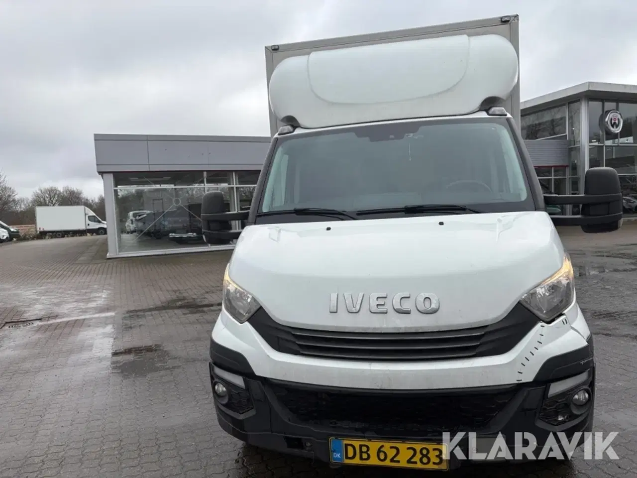 Billede 2 - Varebil Iveco 35s16, 2, 3D WB4100 AUT 8 pallers boksbil