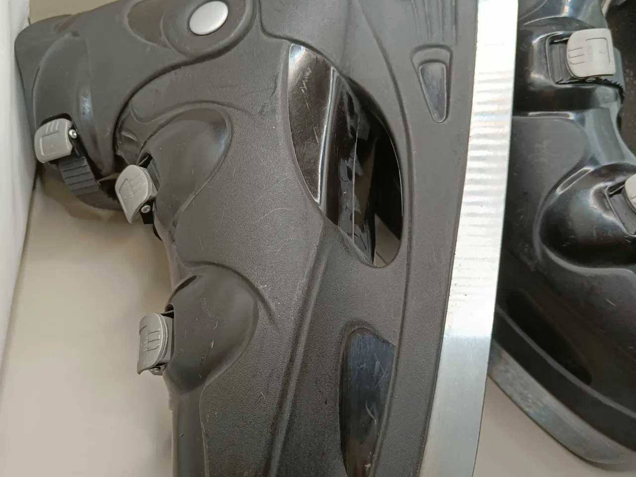 Billede 6 - Ishockey skøjter normalt 45str