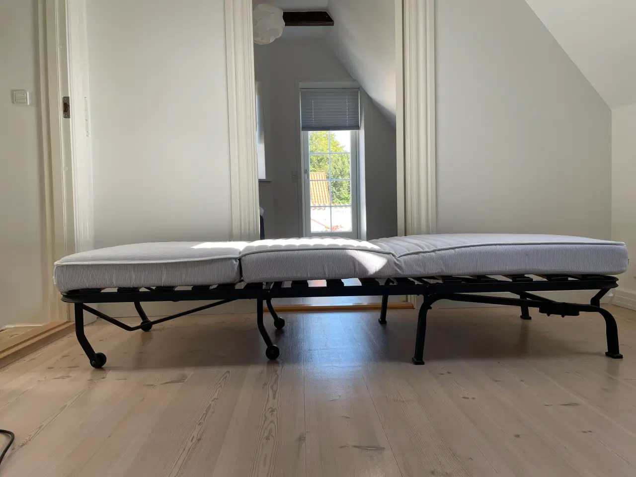 Billede 1 - Gæsteseng 