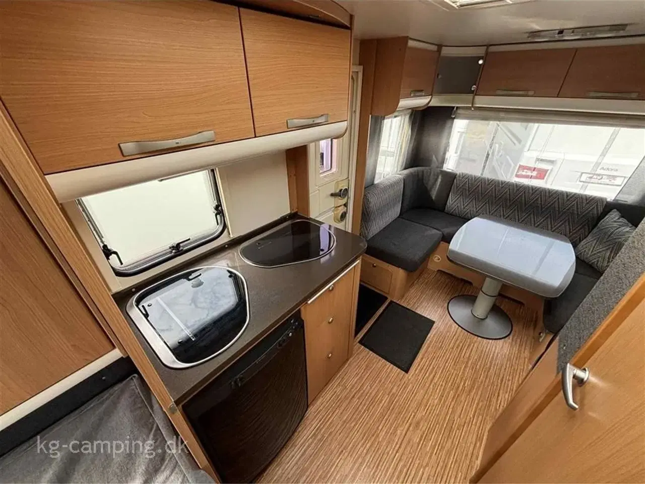 Billede 6 - 2011 - Adria Adora 472 LU   Populær rejsevogn