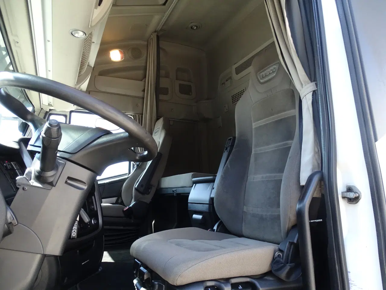 Billede 10 - Brugt Iveco Stralis 6x2 Chassis