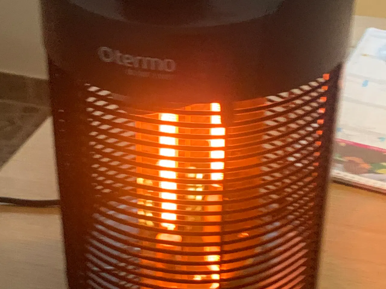 Billede 2 - Forlæng sommeren med denne lækre Terrassevarmer