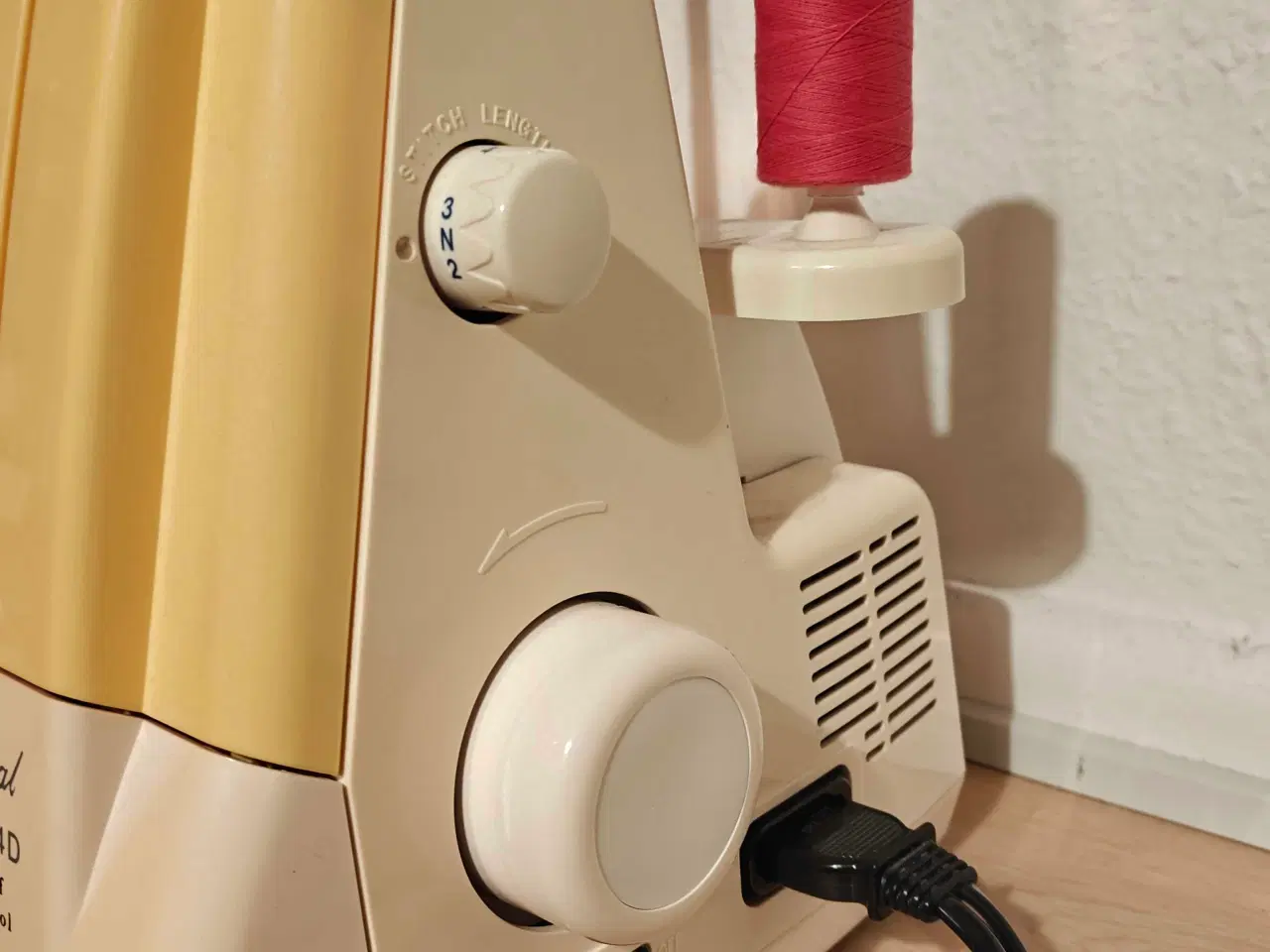 Billede 5 - Overlocker – testsyet, korrekt indstillet og klar 