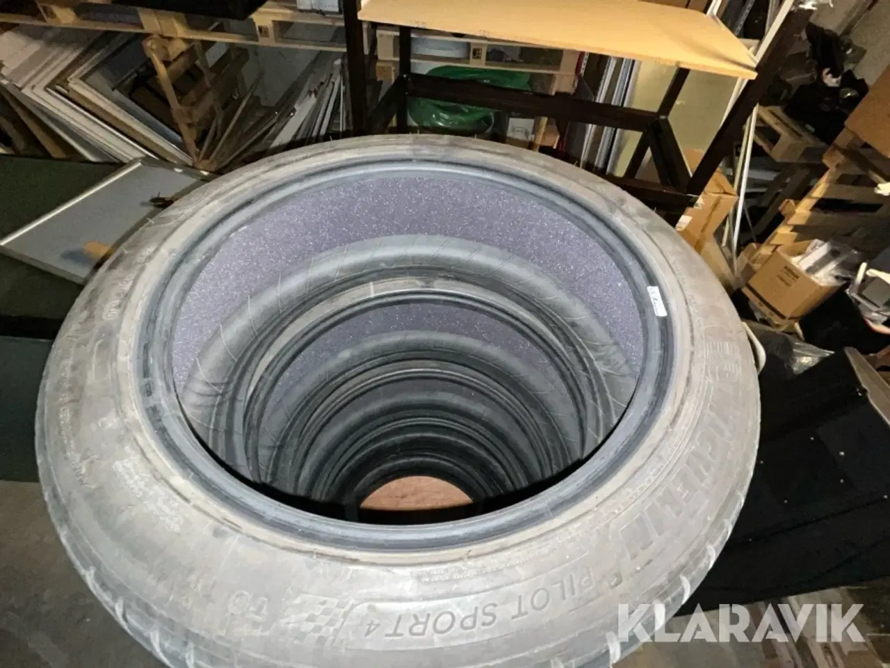 Billede 3 - Dæk Michelin 235/45ZR18 - 5 styk