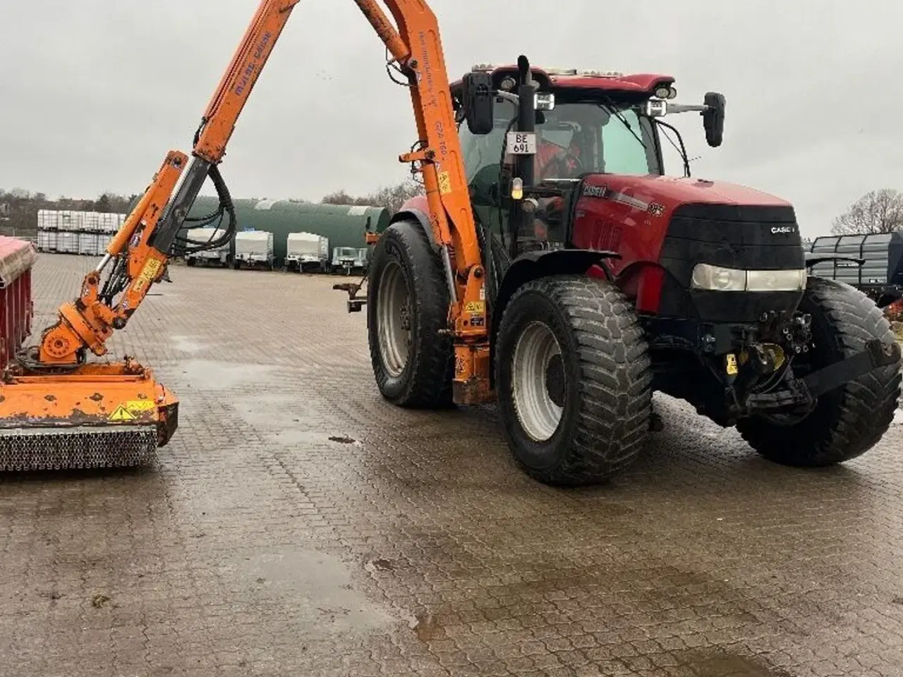 Billede 2 - Case IH PUMA 185 CVX Med landevejsdæk og MULAC græsklipper.