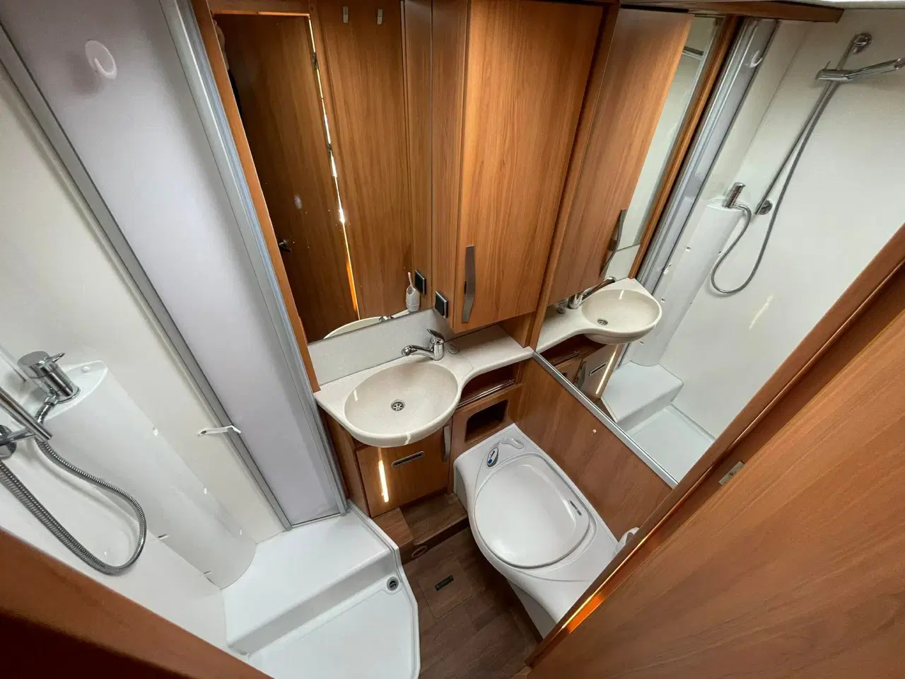 Billede 6 - Autocamper Hymer EX 588