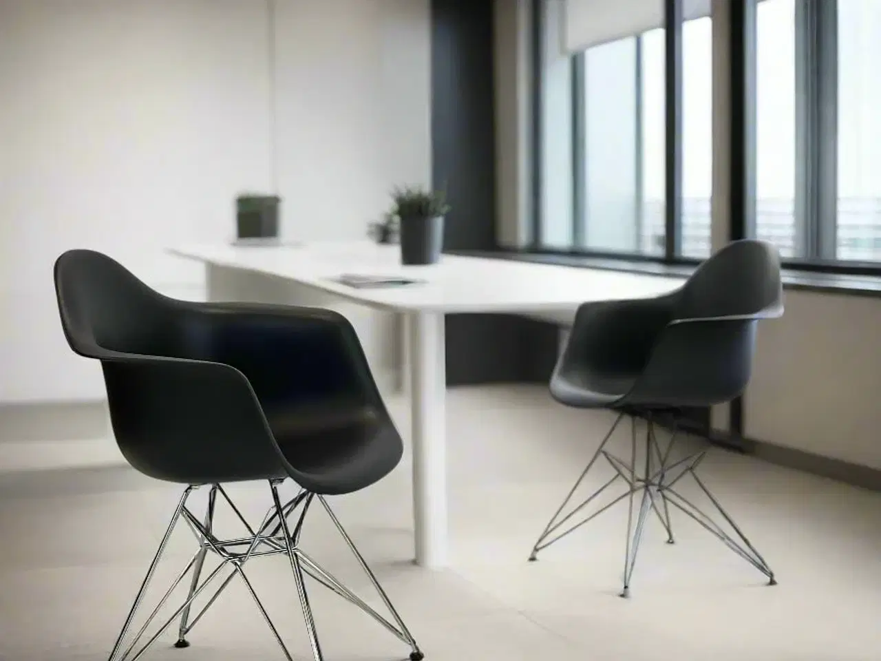 Billede 2 - Vitra Eames Plastic Armchair DAR (Sort)