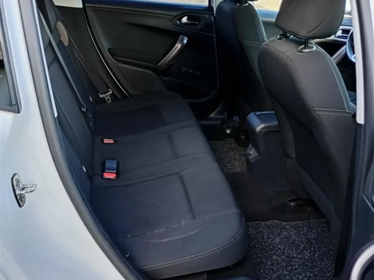 Billede 11 - Peugeot 2008 1,2 VTi Style 82HK