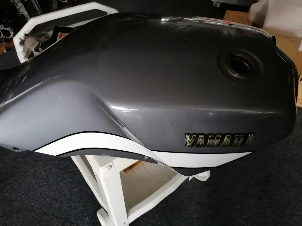 Billede 3 - Tank Yamaha XZ 550 grå , samt reservedele