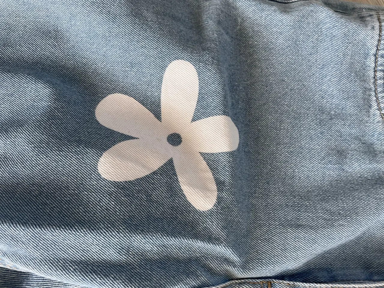 Billede 2 - Smarte jeans med blomster
