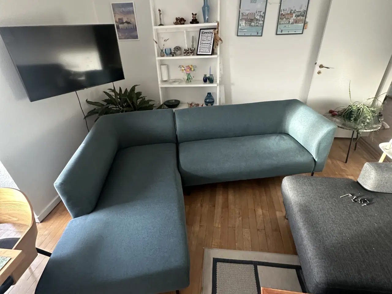 Billede 1 - Grøn hjørnesofa til salg