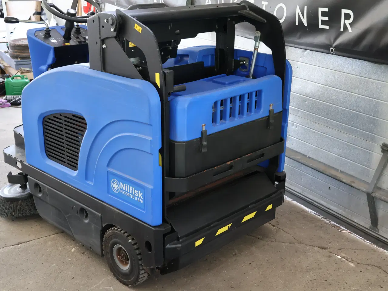 Billede 5 - Nilfisk floortec R870 fejemaskine