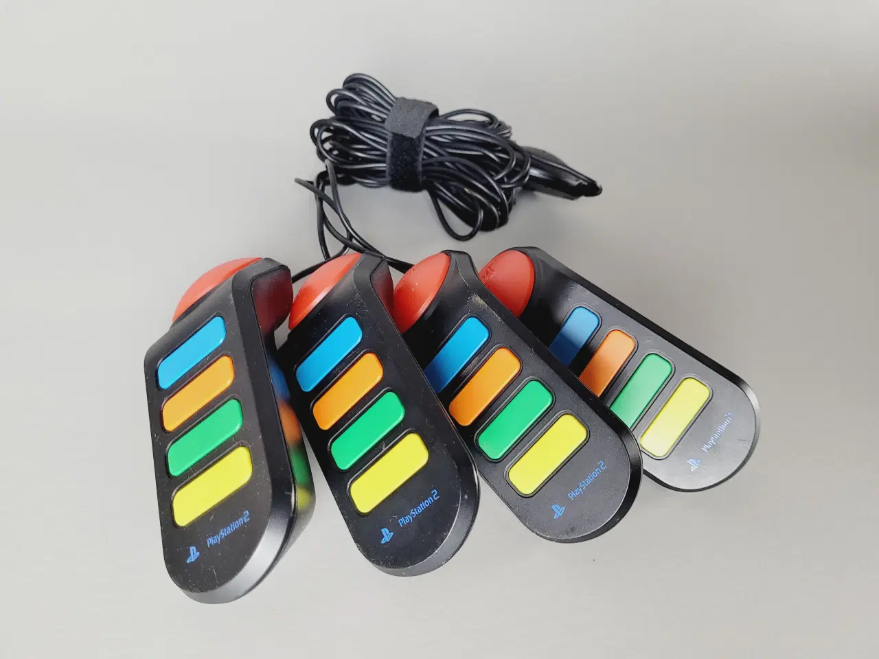 Billede 2 - ⭐️· Originale Buzz! Buzzere (4 stk.) til PS2