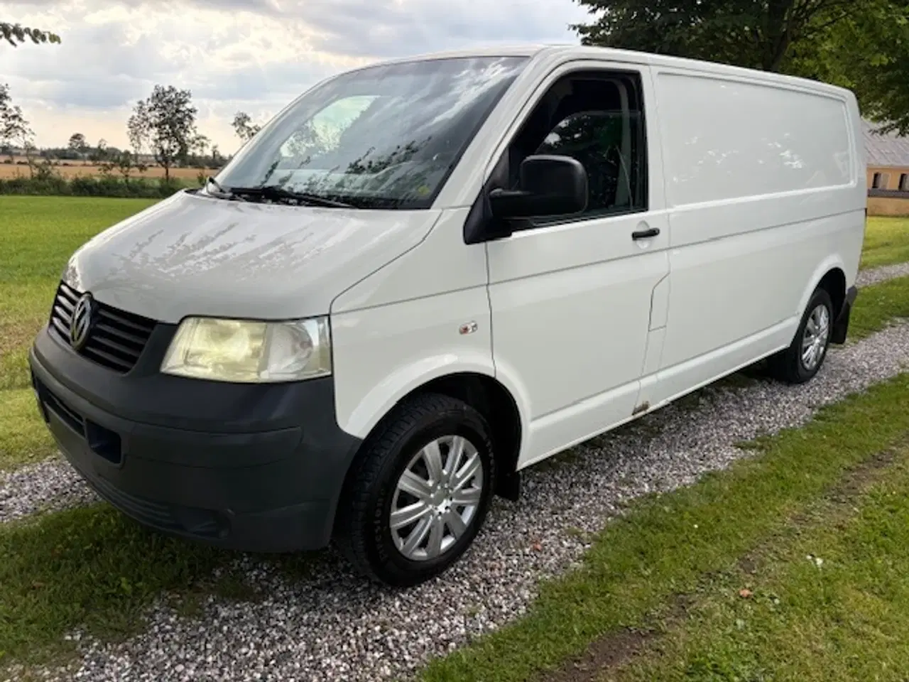 Billede 1 - VW Transporter 2,5 TDi 130 Kassevogn langNysynet