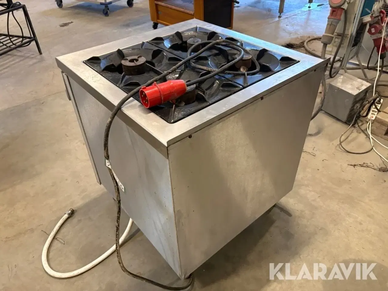 Billede 4 - Industriovn m/4 blus Küppersbusch NGH-405