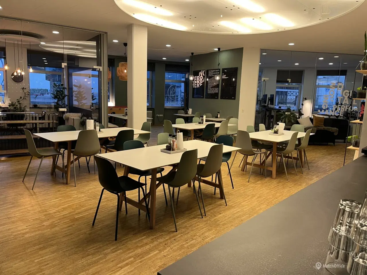 Billede 6 - Kontor med vandudsigt Århus C