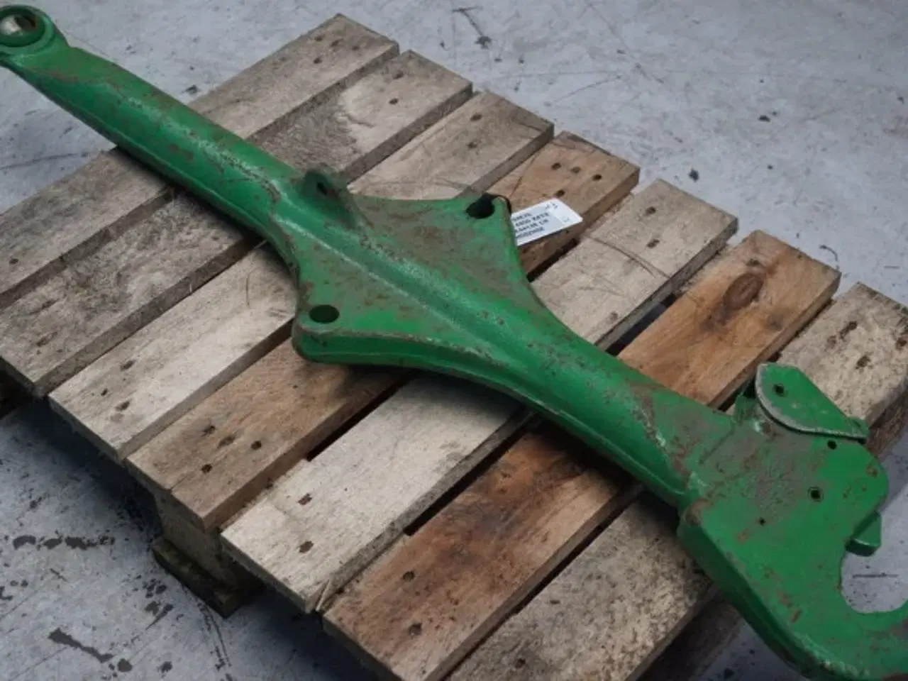 Billede 4 - John Deere 4455 L.H. Liftarm RE44148