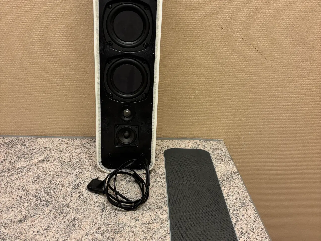 Billede 2 - Bluesound PULSE 2i Soundbar, IMPONERENDE god lyd! 